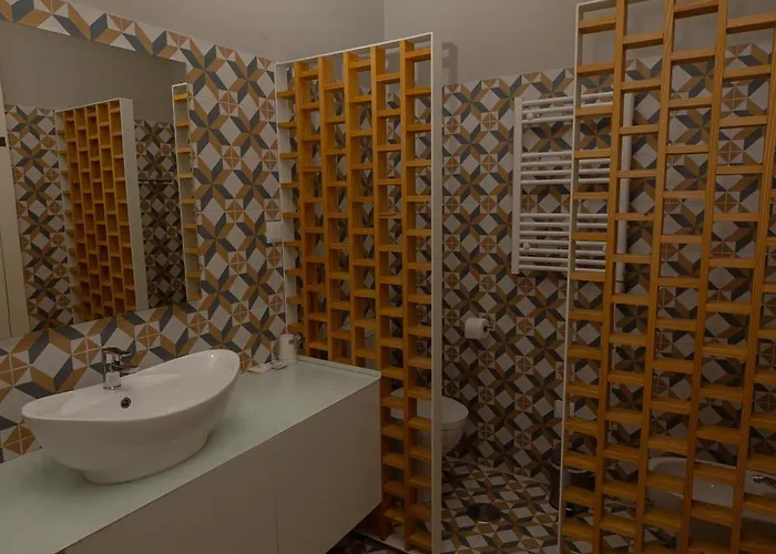 Alm Santa Luzia Guest house